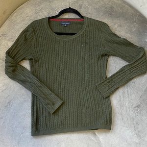 Tommy Hilfiger long sleeve sweater